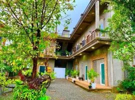 Cozy House Hotel and Retreat