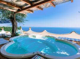 Smeraldo Holiday House, hotel in Conca dei Marini