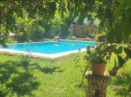 Cocon Paradisiaque - Villa avec Piscine et Hammam à Alger, hotel v destinaci Draria