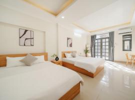 Elysian Home 2 - Centre District 1, hotel in Ho Chi Minh City