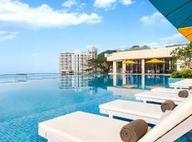 voco Sanya Dadonghai by IHG - Free Laundry Room