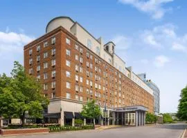 Hilton Orrington/Evanston