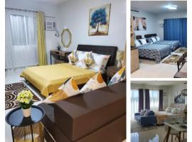 VERDANT by Vista Manors Deluxe Rooms with Balcony, Gym and Swimming Pool, hotel in Puerto Princesa City