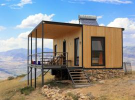 Sareni, hotel v destinaci Areni