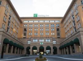 Holiday Inn Aktau by IHG, hôtel à Aktau