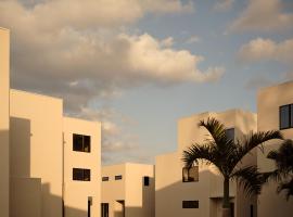 URUUMI Onna Pool Villa ウルウミ オンナ プール ヴィラ -公式-, hotel v destinaci Onna