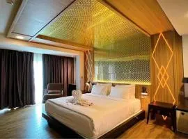 Holatel Hotel Phitsanulok