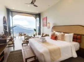 El Lago Hotel