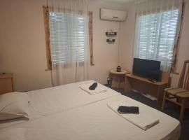 Bunaglows Panoramic Beach Village, hotel in Balchik