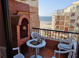Sea Front Chalet Alexandria el agmy - Bitach, hotel v destinaci Alexandria
