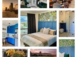 Mountain Bay, 403 & 404, Strand