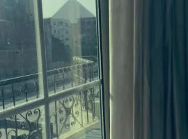 Noya Pyramids Inn
