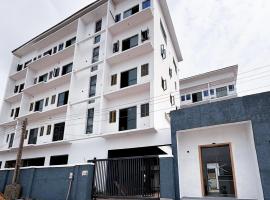 Laguna Beach Apartments, hotel en Okunaja