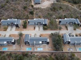 The Solis Aparthotel, hotel in Mzinti