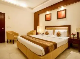 Hotel TJS Royale, Karol Bagh, 2 Mins from Metro