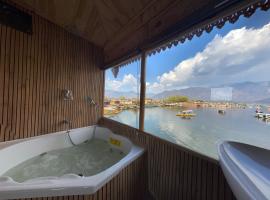 Smith palace group of houseboats, hotel in Srinagar