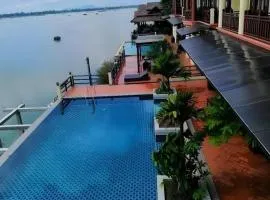 Pon Arena Hotel