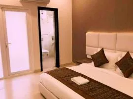 Collection O Hotel Sec- 54 Golf Course road