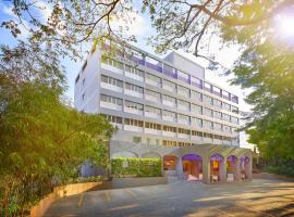 Vivanta Bengaluru Residency Road, hotel in Bangalore