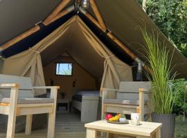 Luxus zelten Im Heide Resort, ξενοδοχείο σε Brüggen