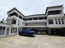 Leribi Suites and Restaurant