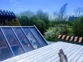 Eget anneks på landet, tæt på skov og strand, ξενοδοχείο σε Græsted