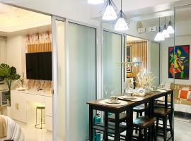 Homesweethome Beach Resort, hotel in Manila