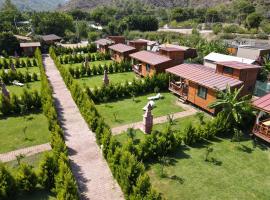 Ugur Pansiyon Bungalows, hotel v destinaci Çıralı