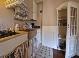 Ξενοδοχείο φωτογραφία: Beautiful Santi Apostoli 2 bedroom apartment