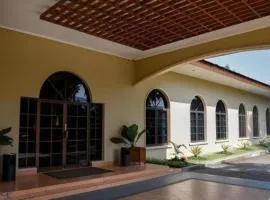 Ole Suite Hotel