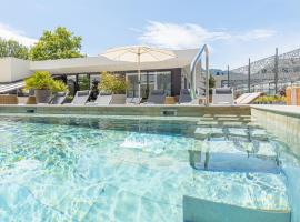 Le Riviera - Hôtel Restaurant & Spa - Ex Golden Tulip Aix les bains, hotel Aix-les-Bains-ben
