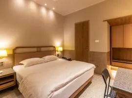 Reay Road Residency Hotel