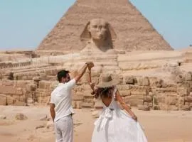 Noya pyramids view Inn