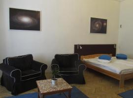 Hotel kuvat: I4You Apartman