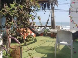 Huanchaco Surf Camp, Hotel in Huanchaco