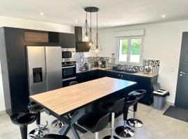 Maison 10 couchages, Hotel in Romorantin-Lanthenay