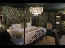 Carversville Inn