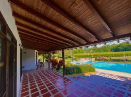 Hotel Campestre Jardín del Café Quindío, hotel in Armenia