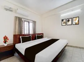 Super Hotel O Pathanamthitta Near Mahatma Gandhi Statue