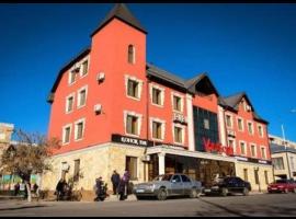 Hotel VANGOGH, hotel v destinaci Zhezdi