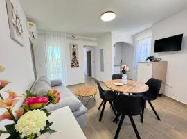 Flowers Apartments Pula, city center, Hotel in Pula