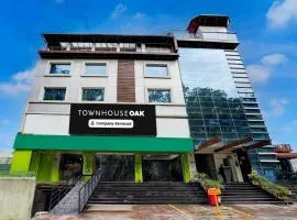 Super Townhouse Oak ONGC Crossway Formerly Hotel Gold Stone Comfort