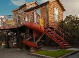 Crows Nest Treehouse At El Mistico Ranch