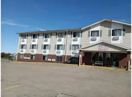 Capital O Amerihost Inn and Suites Kingdom City Hwy 54 MO