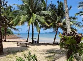 Kohchang Honeymoon Beach Resort