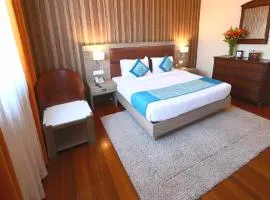 HOTEL CORPORATE PLAZA Near TERMINAL 3 Delhi AIRPORT WITH- FREE Airport PICKUP