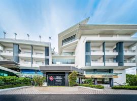 Best Western Plus Hotel Subic, hotel in Olongapo