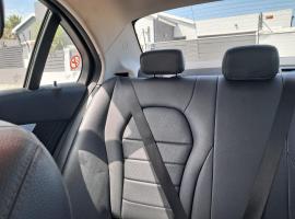 Mercedes Benz C180, hotel em Cape Town