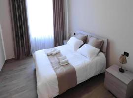 Transit HoteL, hotel din Geghanist