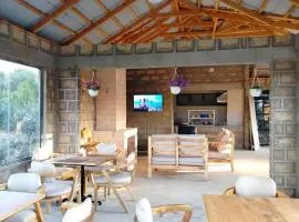 Idan Barn Suites and Café